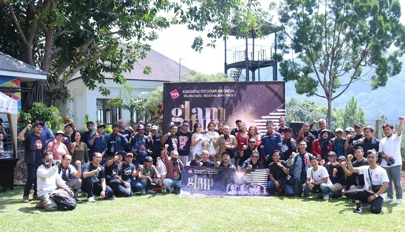 Komunitas fotografi Indonesia di wilayah Batu mengadakan acara ‘Glamour Garden Party’ bersama Jambuluwuk Convention Hall & Resort Batu