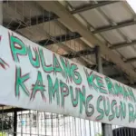 Warga Kampung Bayam berjuang mencari harapan pasca penggusuran: Ekonomi terpuruk, warga terpaksa bertahan hidup