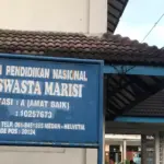 Dampak kegiatan pendidikan sekolah terhadap literasi dan numerasi siswa di SMA Marisa